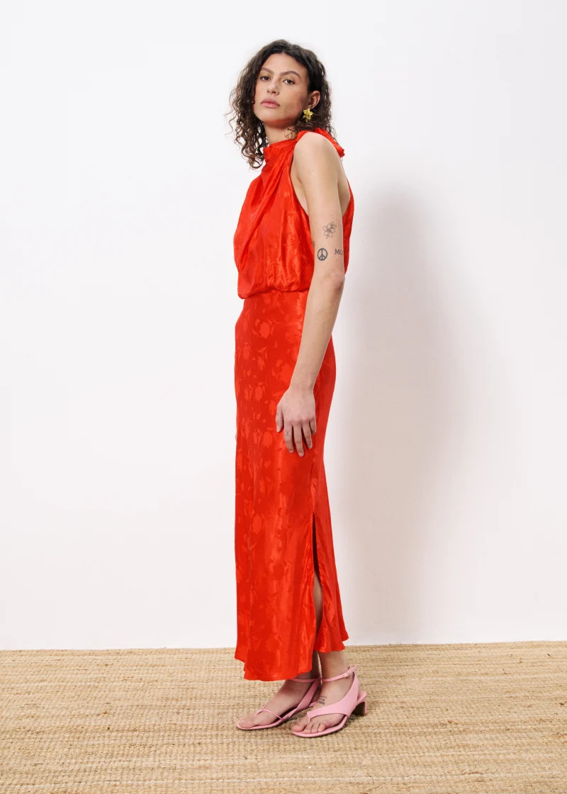 frnch nelcie robe rouge sketchshop