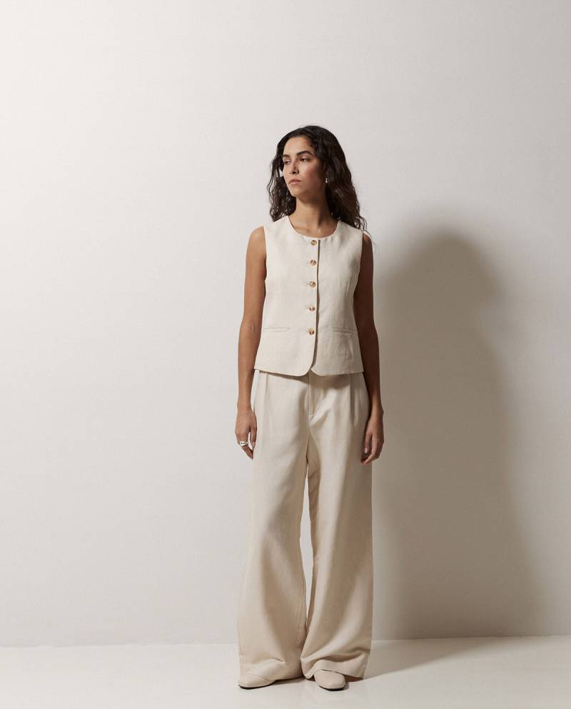 yerse ecru pleated wide leg trousers sketchshop