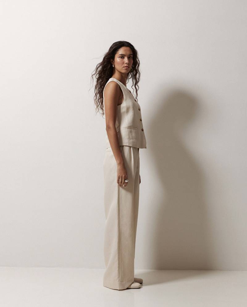 yerse ecru pleated wide leg trousers sketchshop