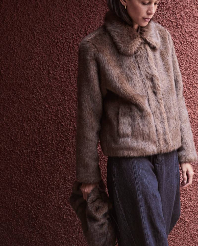 yerse brown faux fur short coat sketchshop