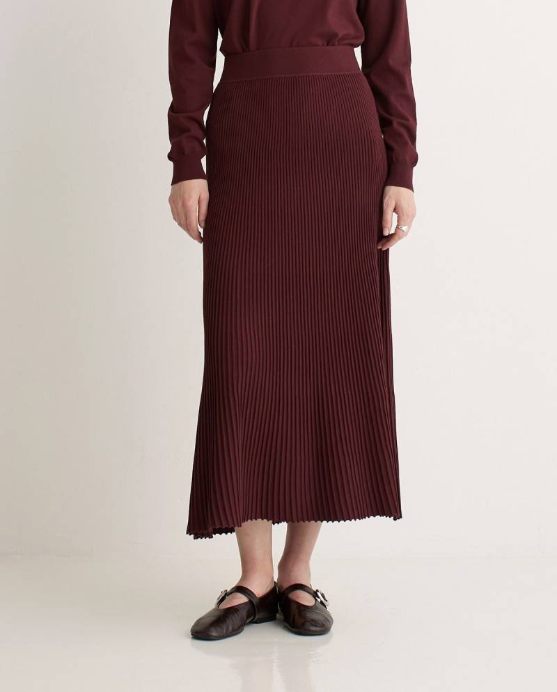 yerse maroon pleated midi skirt sketchshop