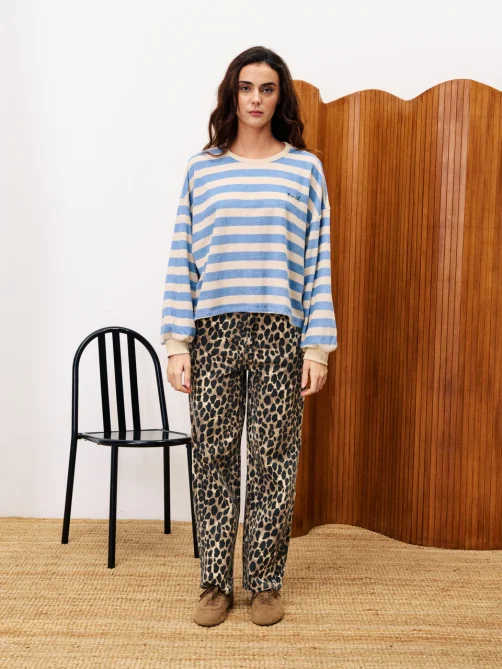 frnch iris light blue sweatshirt sketchshop