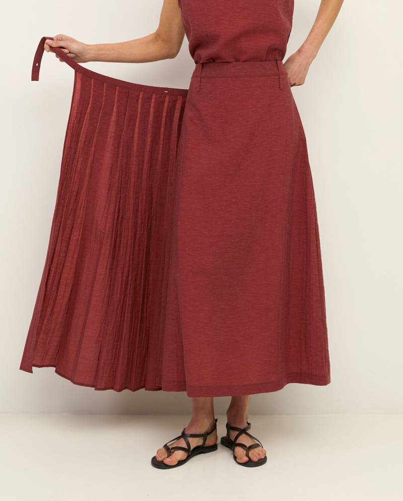 yerse long layered pleated skirt sketchshop