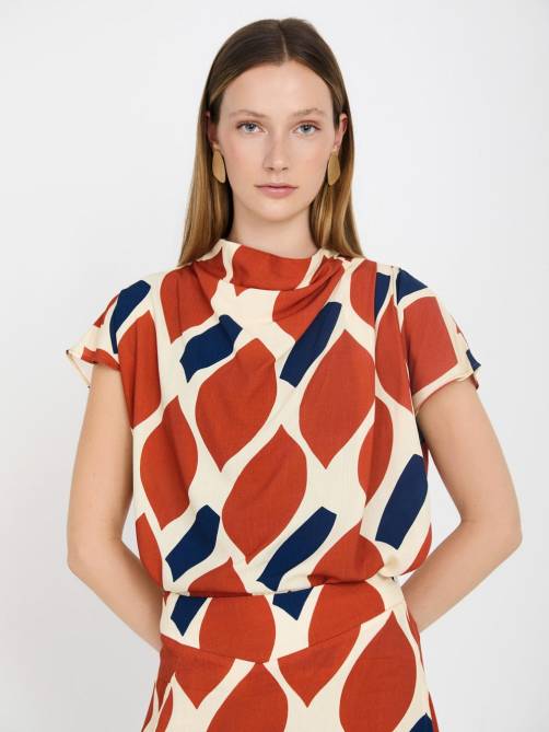 skatie graphic print blouse sketchshop