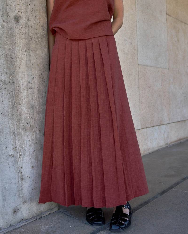 yerse long layered pleated skirt sketchshop