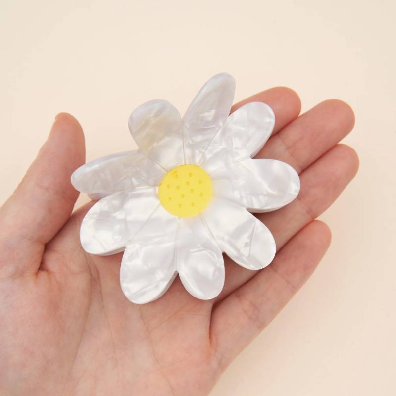 coucou suzette large daisy hair claw sketchshop