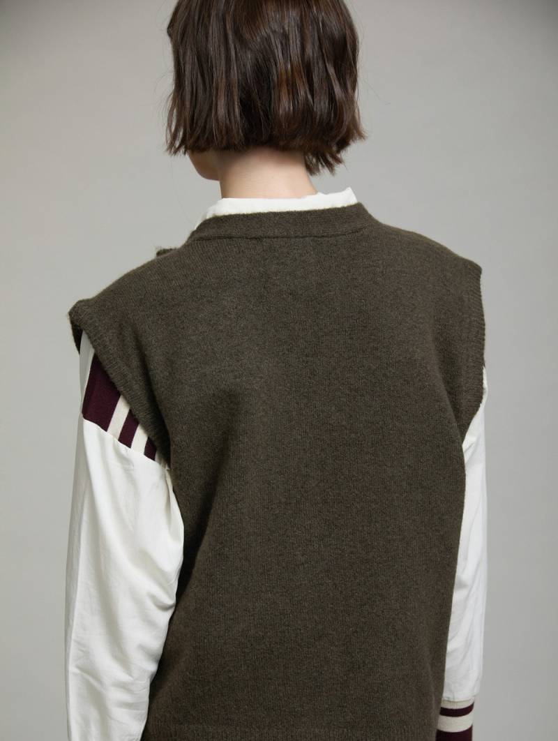 skatie knit vest with bandana moss sketchshop