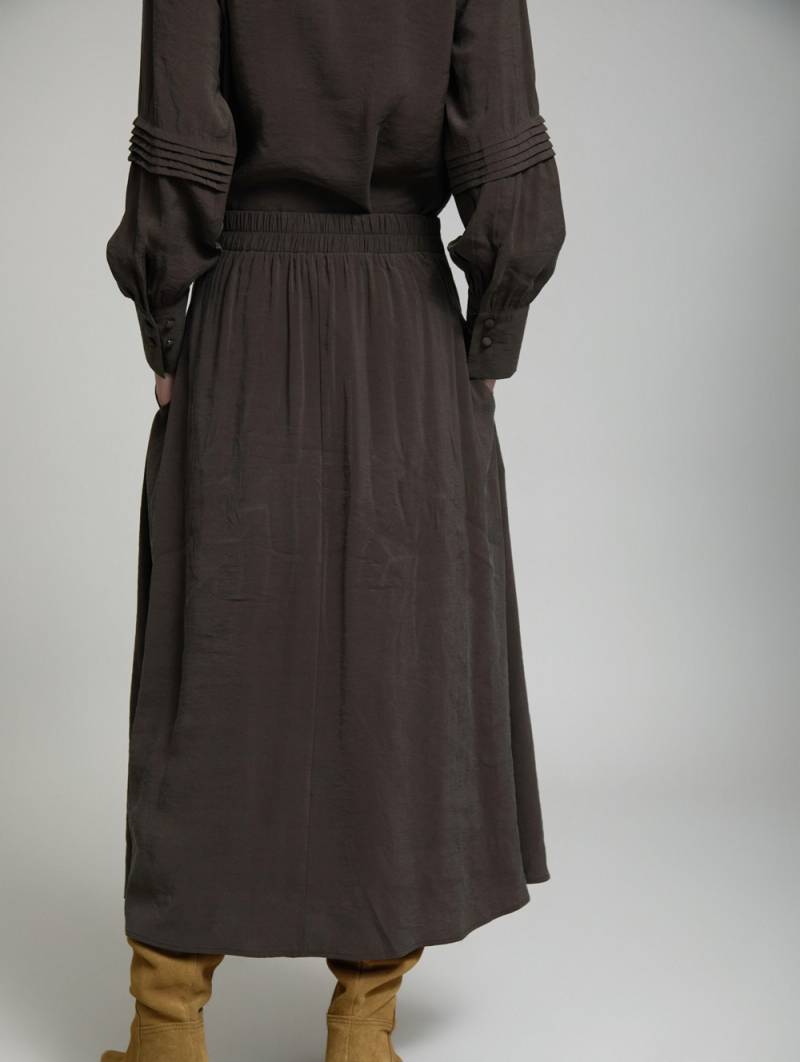 skatie midi skirt with covered buttons mole sketchshop