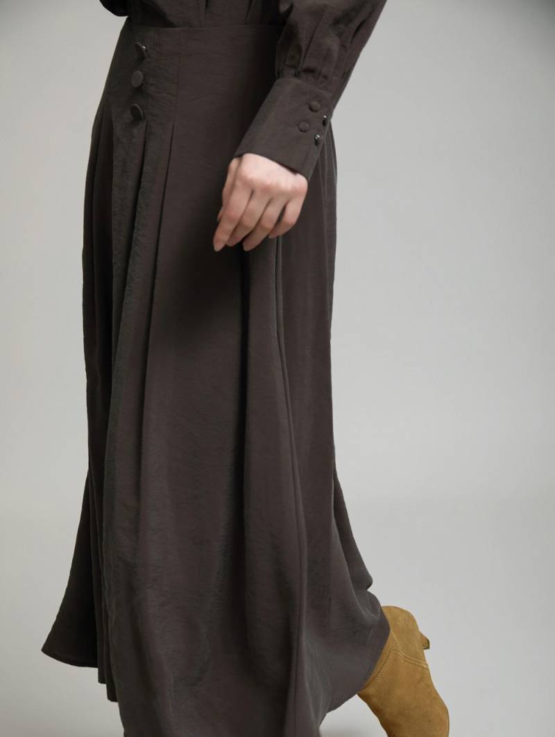 skatie midi skirt with covered buttons mole sketchshop