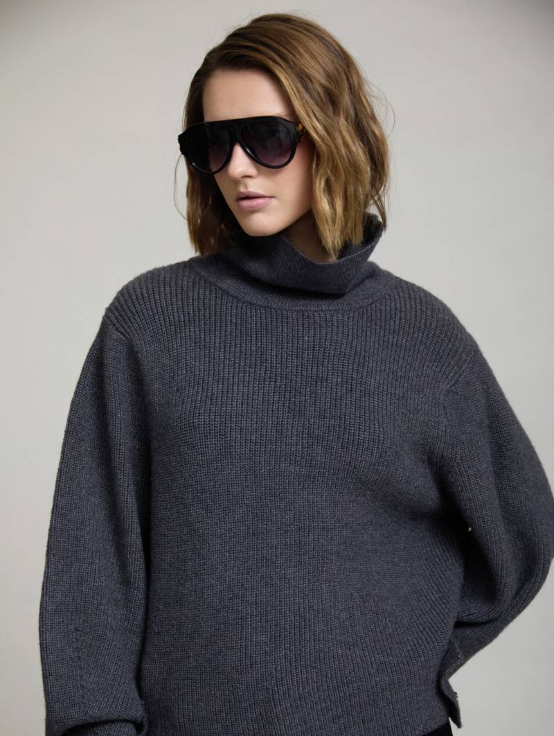 skatie sweater with side buttons arctic sketchshop