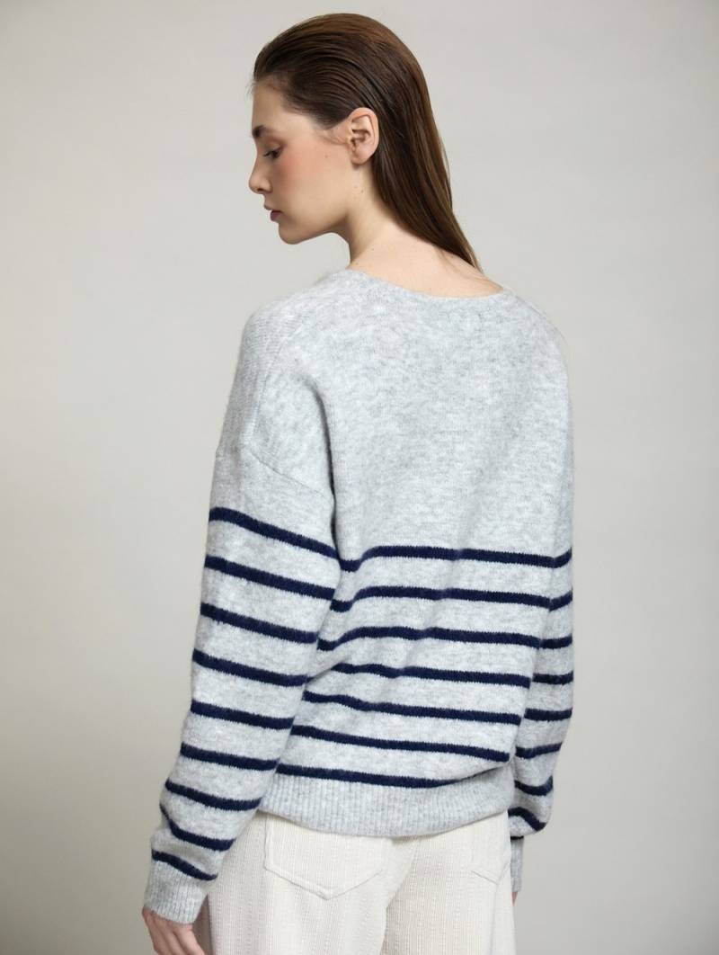 skatie the north coat embroidered sweater grey sketchshop
