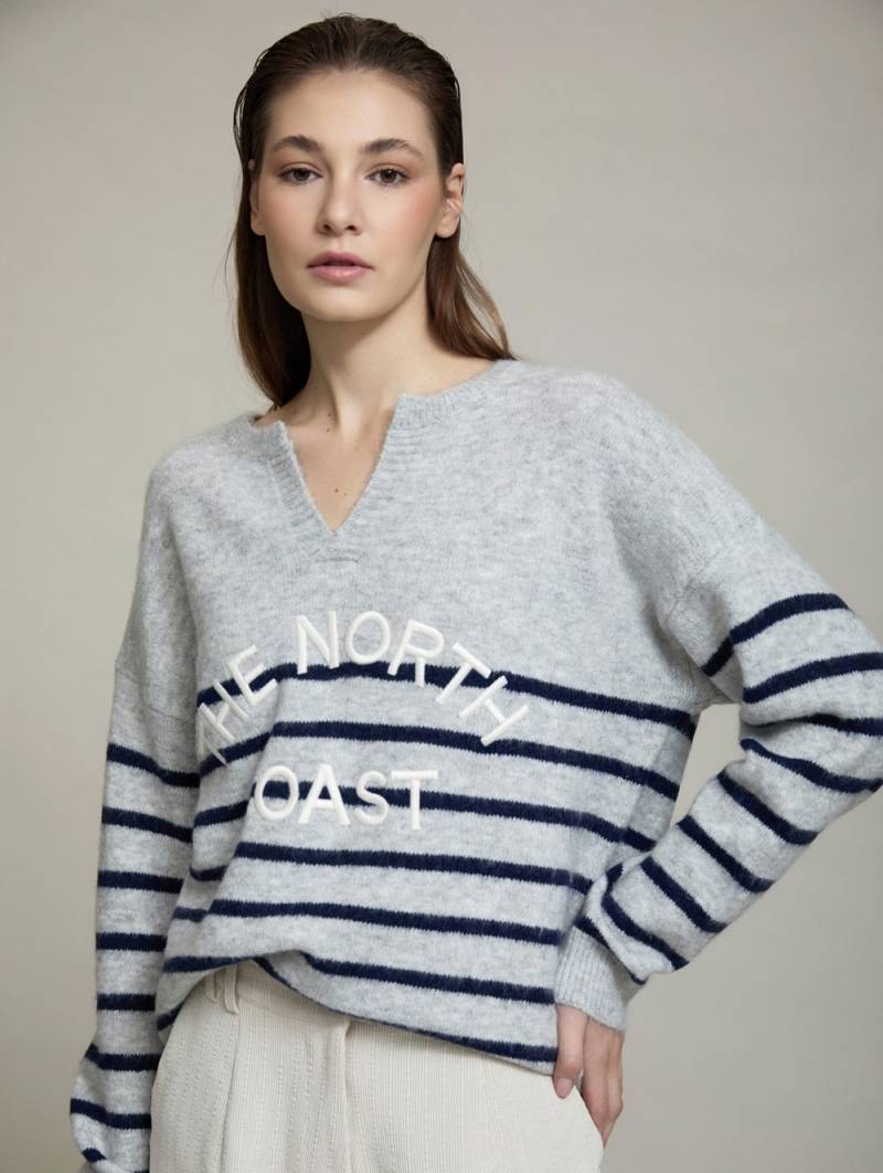 skatie the north coat embroidered sweater grey sketchshop