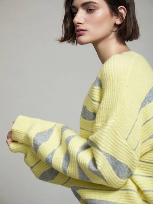 skatie wave intarsia knit sweater yellow sketchshop