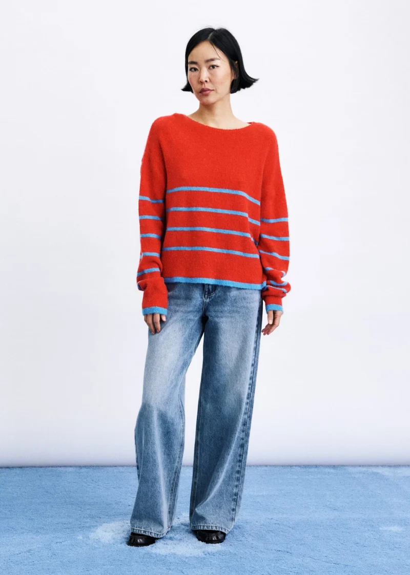 frnch iwaki sweater red sketchshop