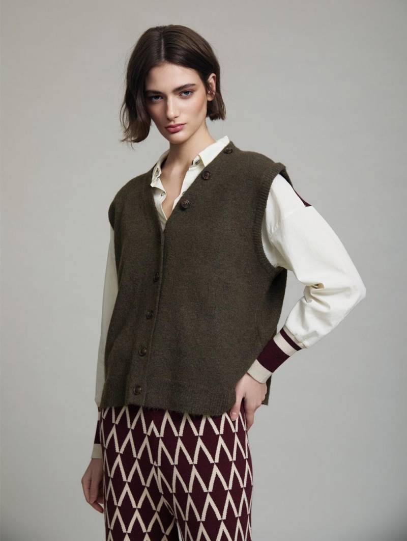 skatie knit vest with bandana moss sketchshop