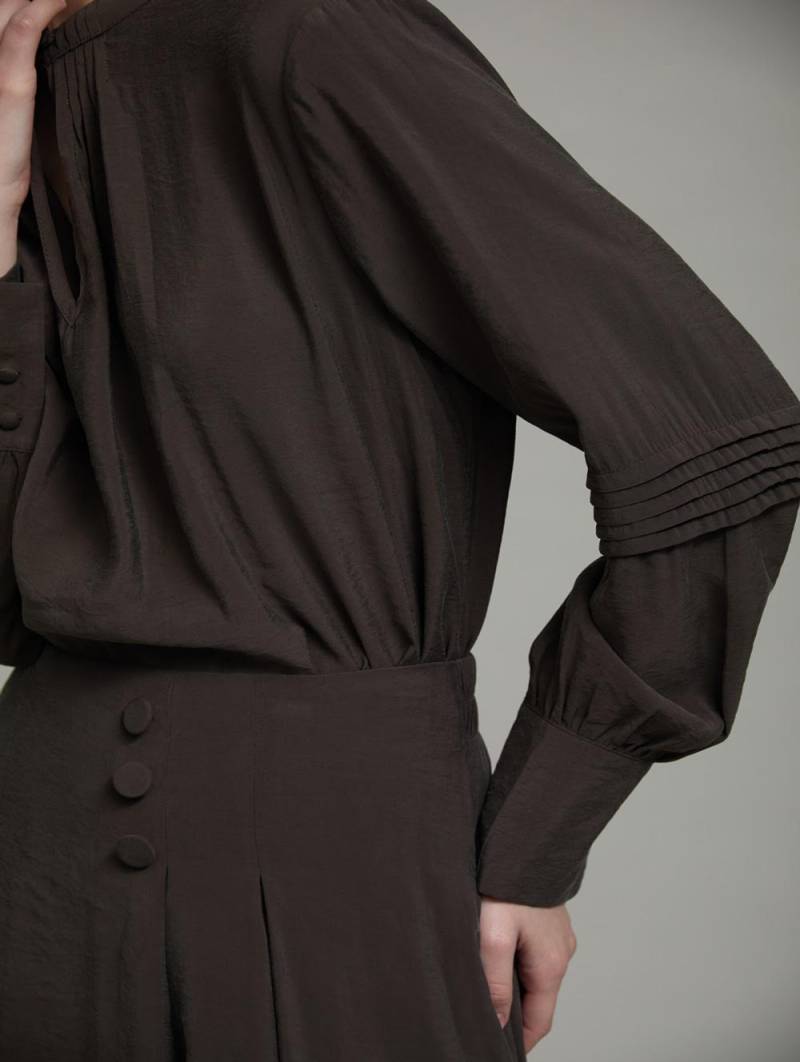 skatie soft fluid blouse mole sketchshop