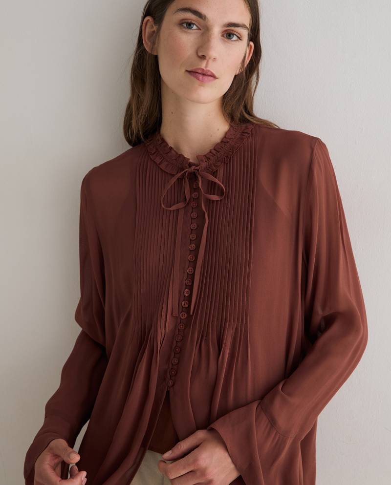yerse pleated shirt chocolate sketchshop