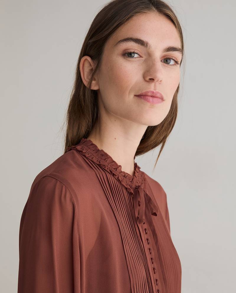 yerse pleated shirt chocolate sketchshop