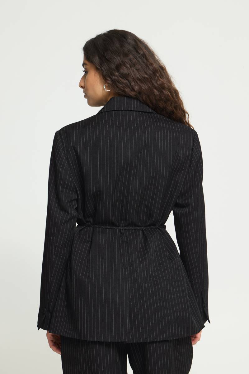 ichi ihilyana blazer black sketchshop
