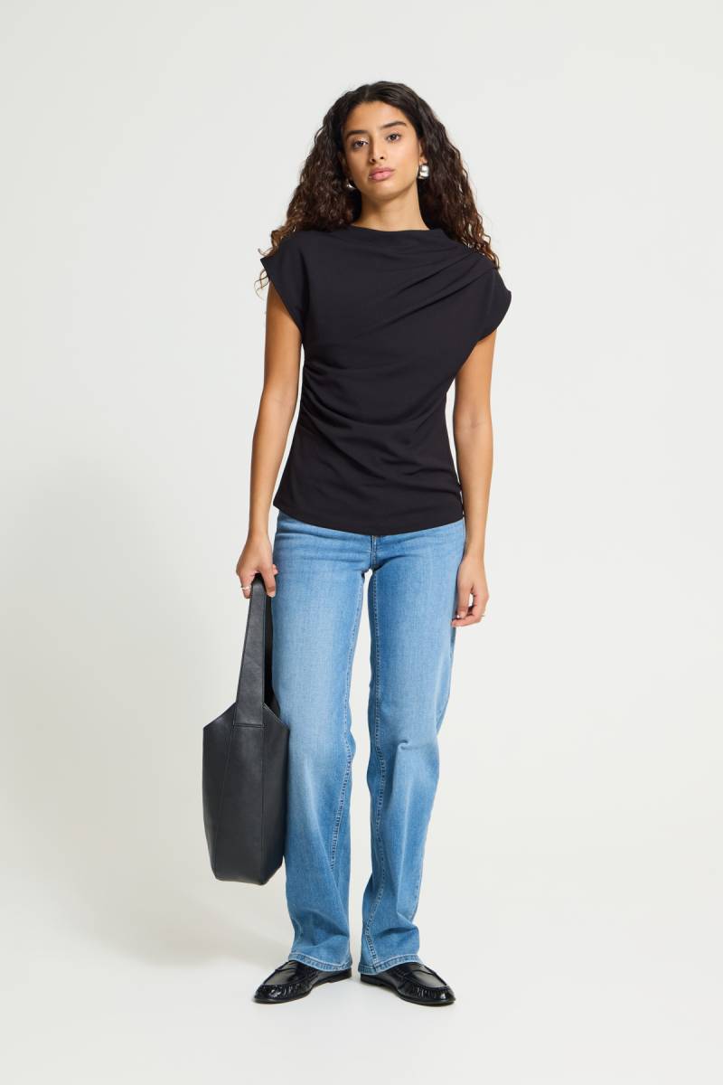 ichi ihkatine top black sketchshop